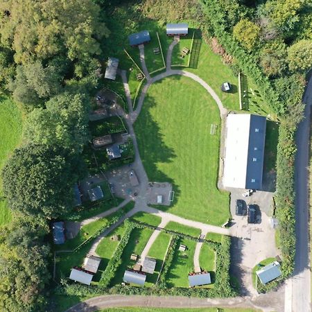 Clodock Modern Studio Apartment Set Beneath The Black Mountains A Stones Throw From The Offas Dyke Path מראה חיצוני תמונה