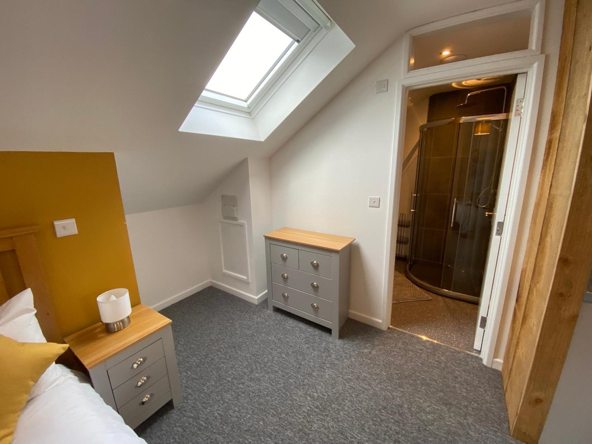 Clodock Modern Studio Apartment Set Beneath The Black Mountains A Stones Throw From The Offas Dyke Path מראה חיצוני תמונה